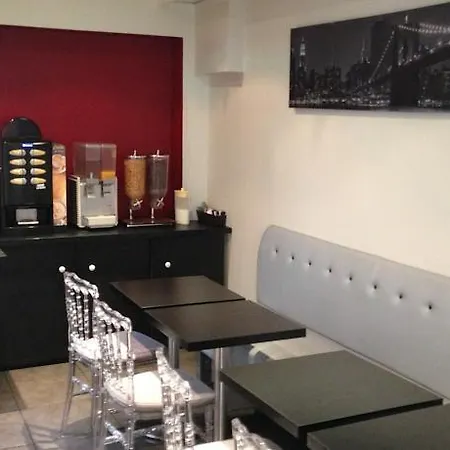Hotel D'anjou 2*