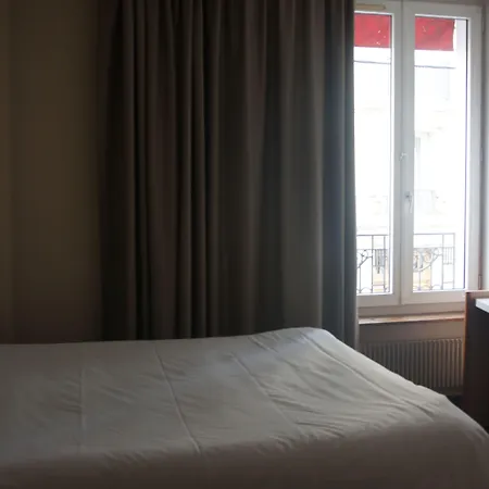 D'anjou Hotell Levallois-Perret