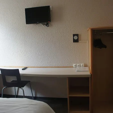 Hotel D'anjou Levallois-Perret