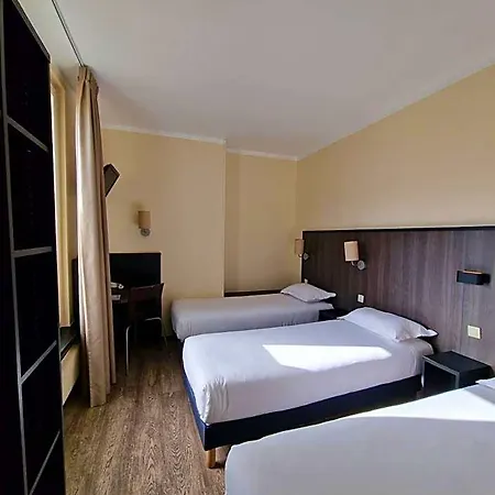 D'anjou Hotel