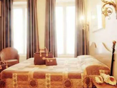 D'anjou Hotel 2*