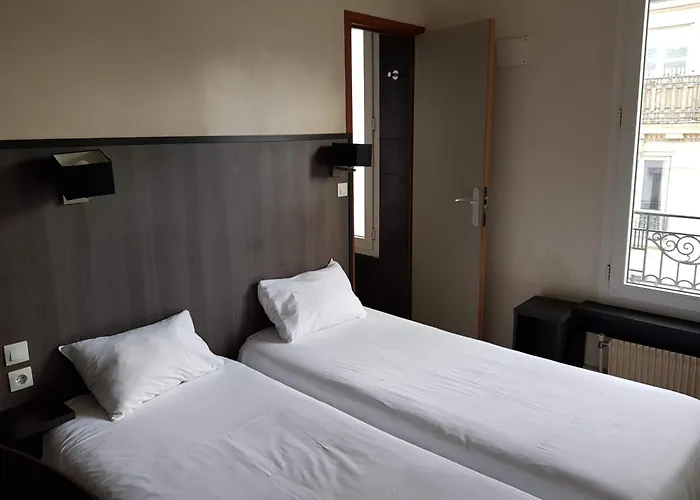 D'anjou Hotel Levallois-Perret