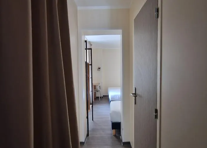 D'anjou Hotel 2*
